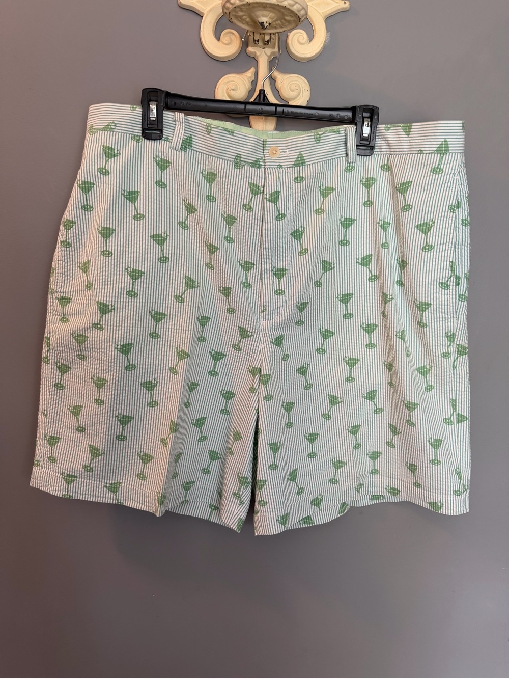 Vineyard Vines White and Green Seersucker Shorts with Green Martini Print